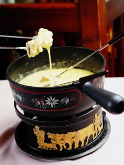 saulire-plat-fondues-01